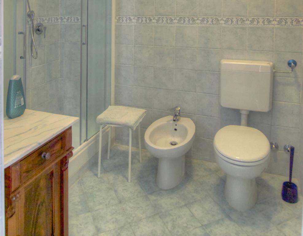 Tra Gli Ulivi Bed & Breakfast Pietra Ligure Exterior photo