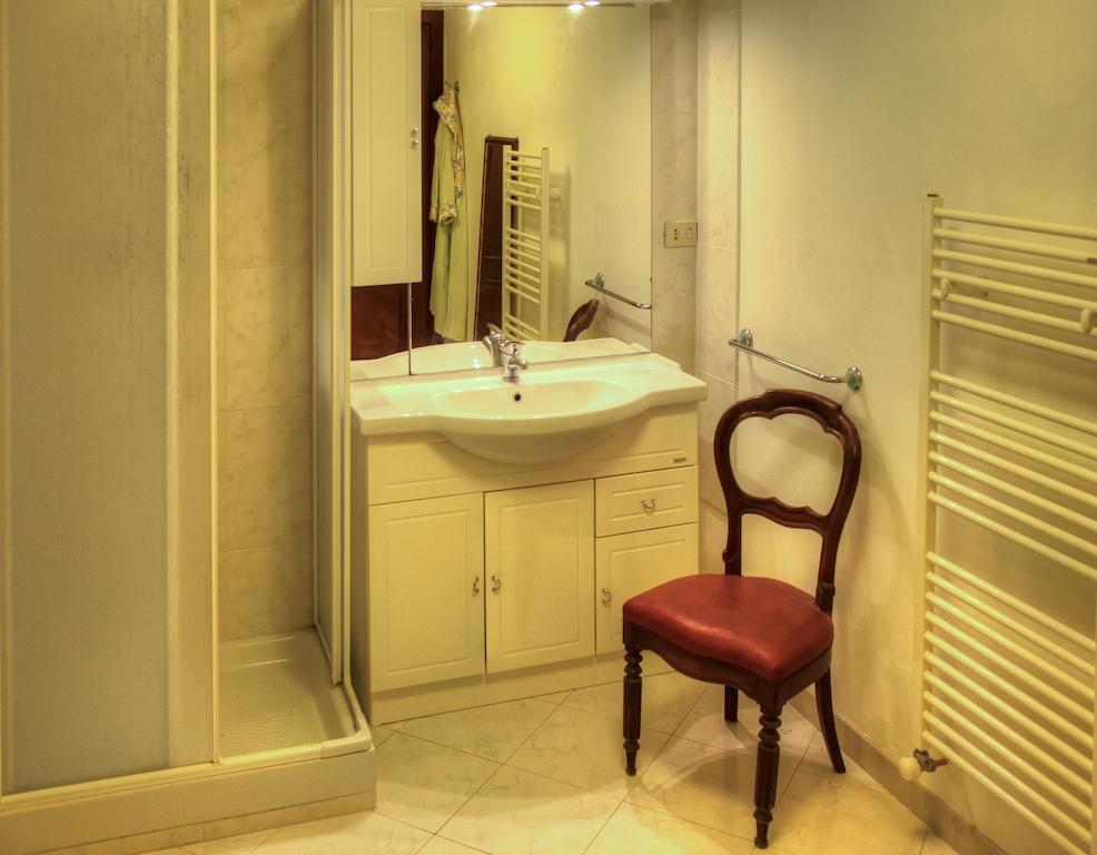 Tra Gli Ulivi Bed & Breakfast Pietra Ligure Exterior photo